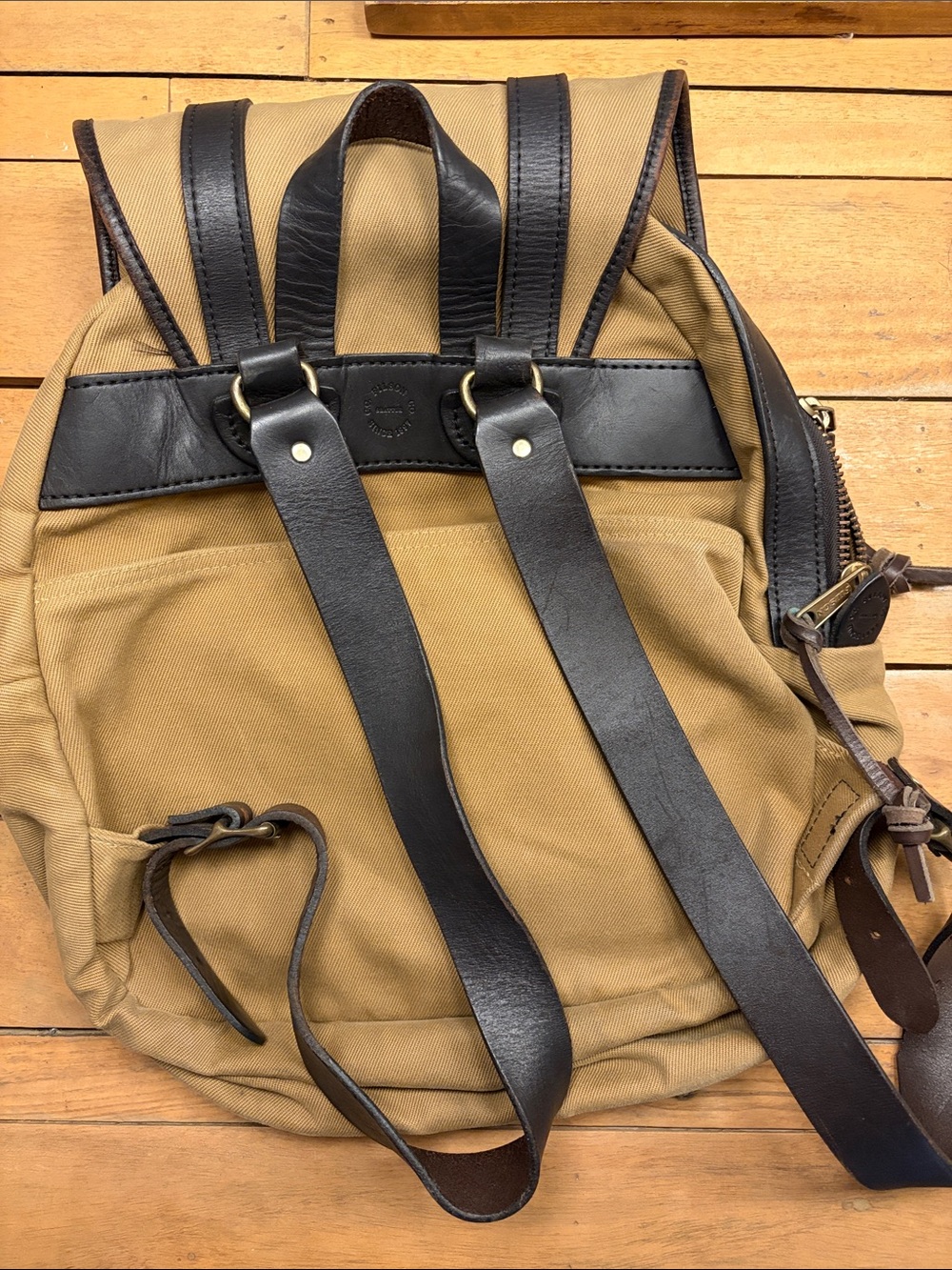 Filson Rugged Twill Rucksack Backpack Tan - Picture 9 of 17
